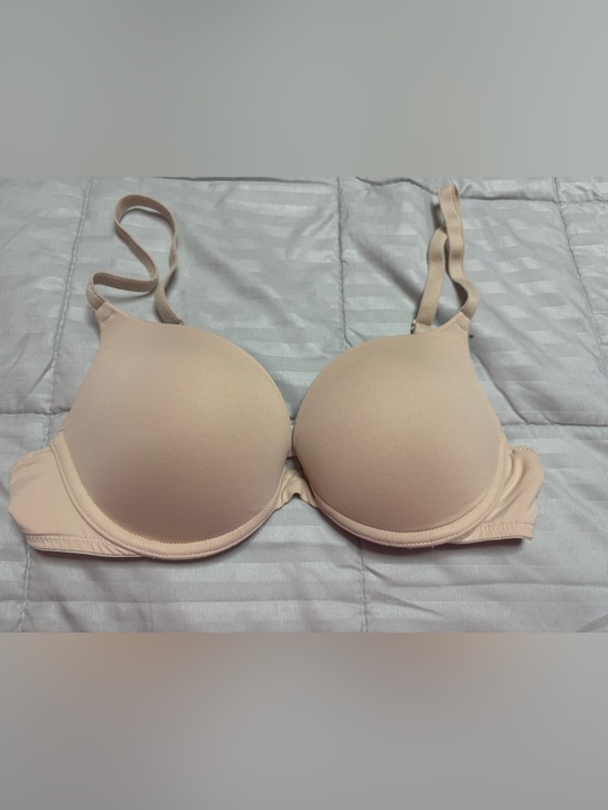 PINK Victoria's Secret Other - Everyday Smooth T-Shirt Push Up Bra by Pink VS